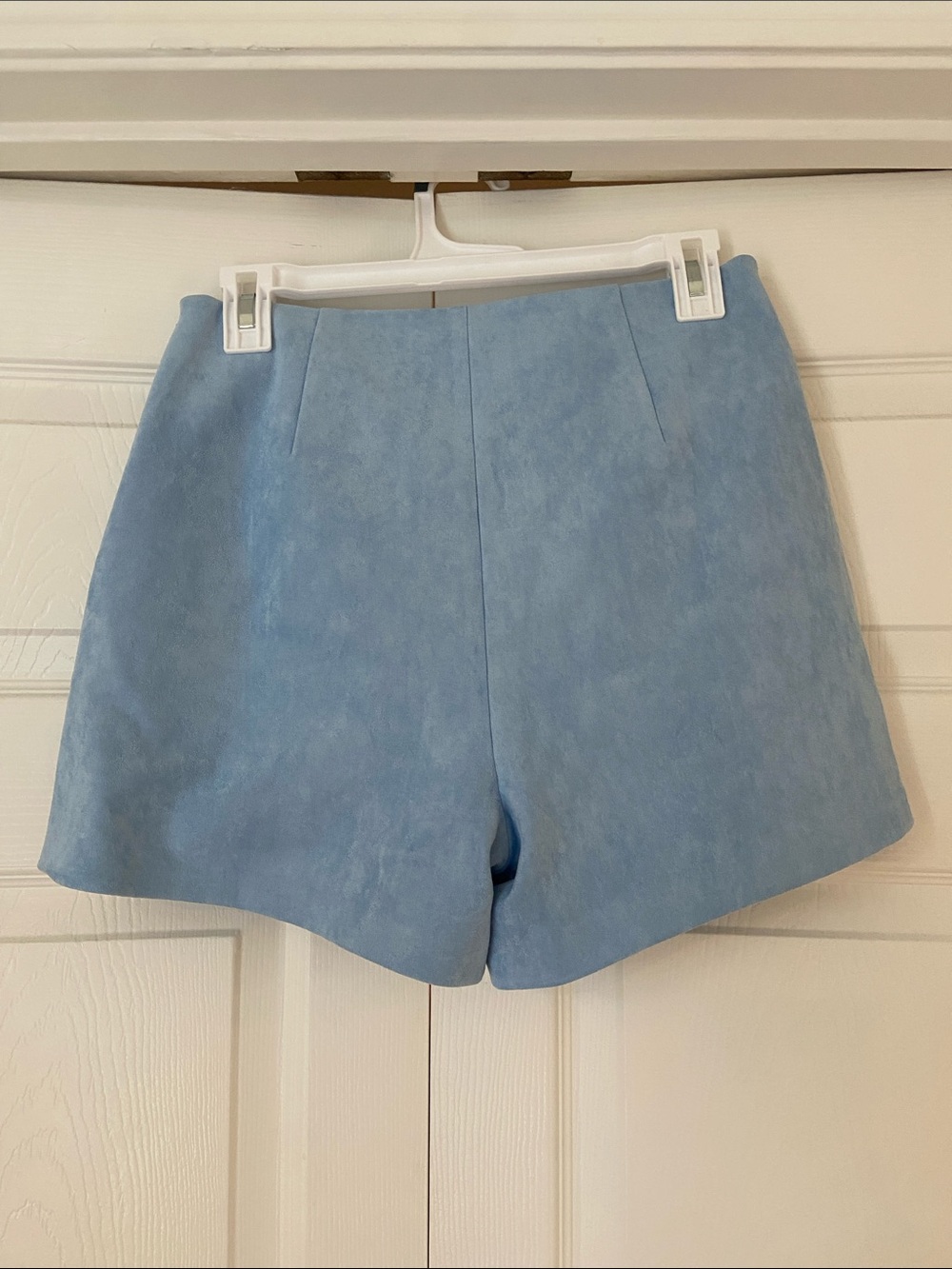 Sleeveless Light Blue Button-Front Tailored Top & Shorts Set - Picture 8 of 8
